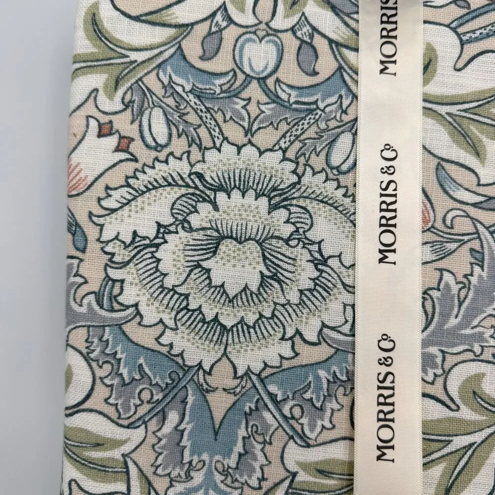 William Morris & Co Severne Round Tablecloth 70